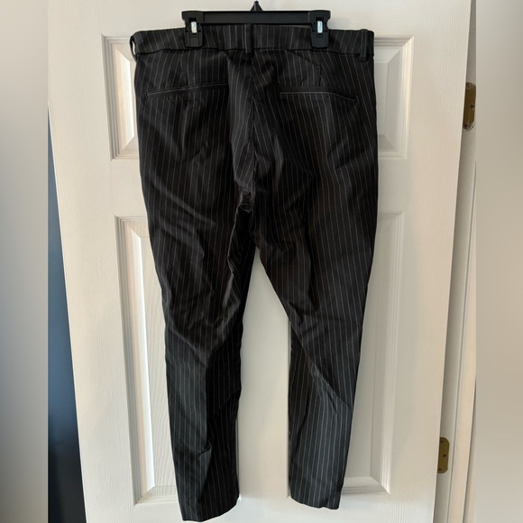 High Rise Pixie Pant - Picture 7 of 8